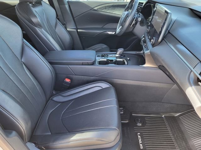 Used 2023 Lexus RX 350 F Sport w/ Accessory Package (Z1) image 25