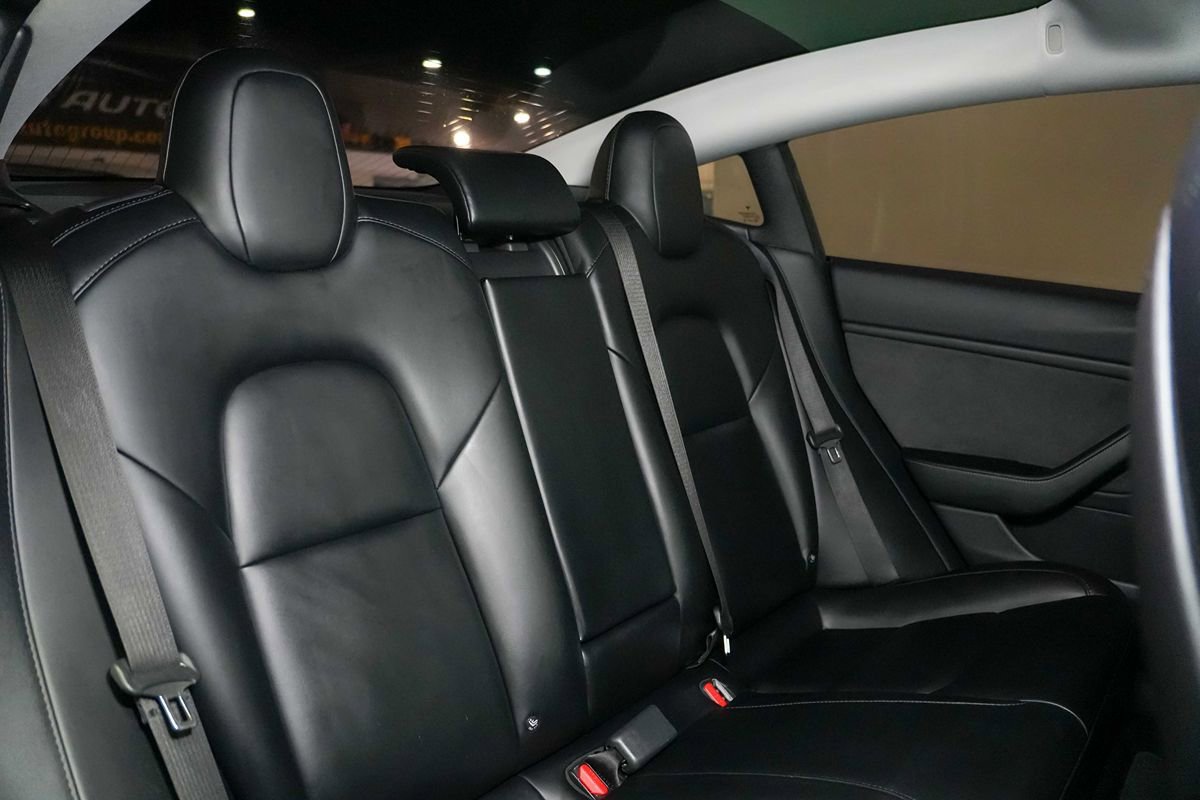 Used 2018 Tesla Model 3 Mid Range RWD image 19