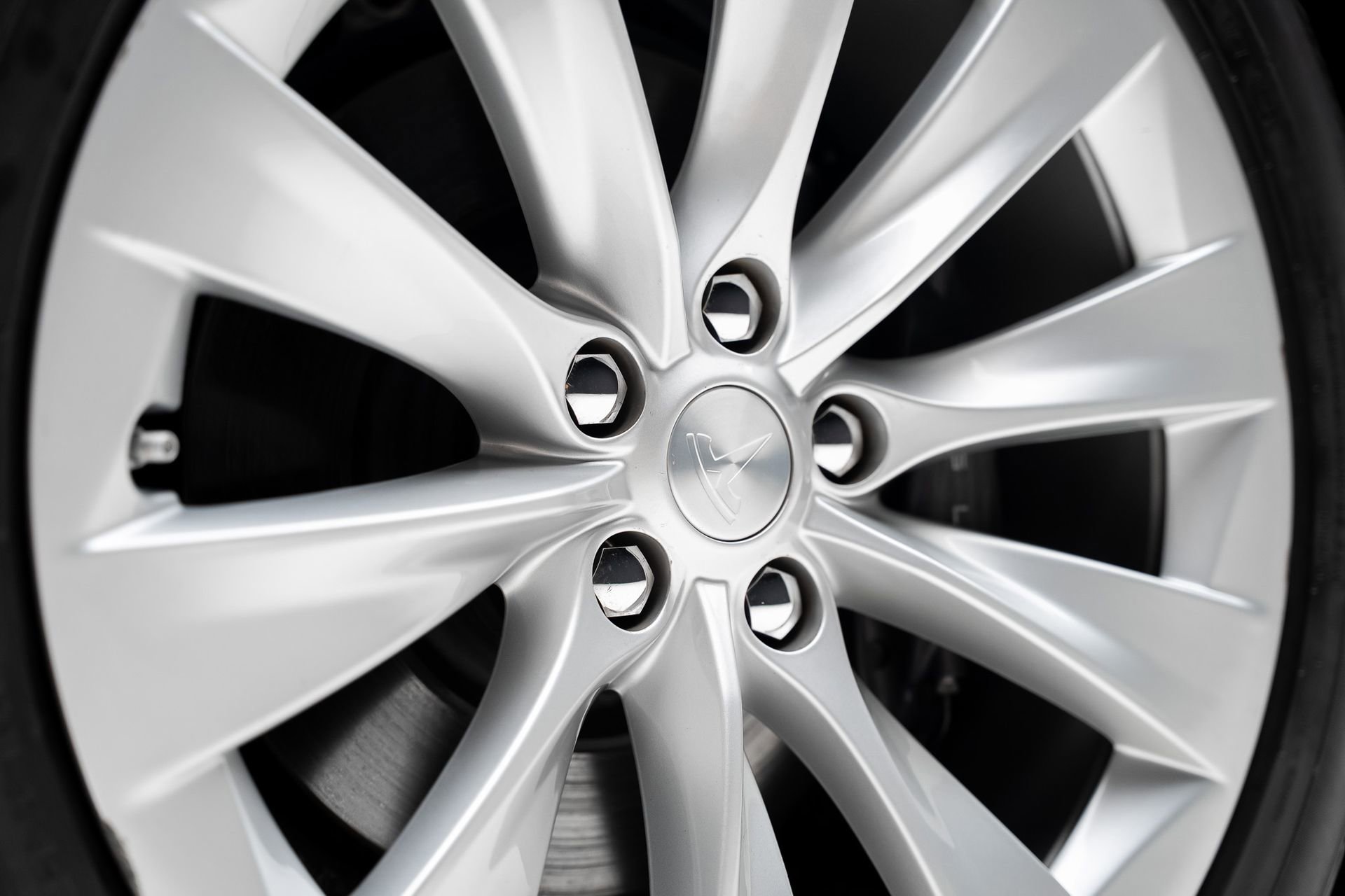 Used 2018 Tesla Model X 75D AWD/4WD image 22