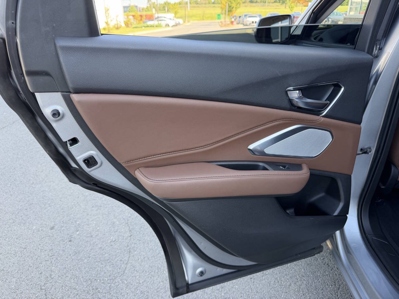 Used 2019 Acura RDX w/ Technology Package AWD/4WD image 33