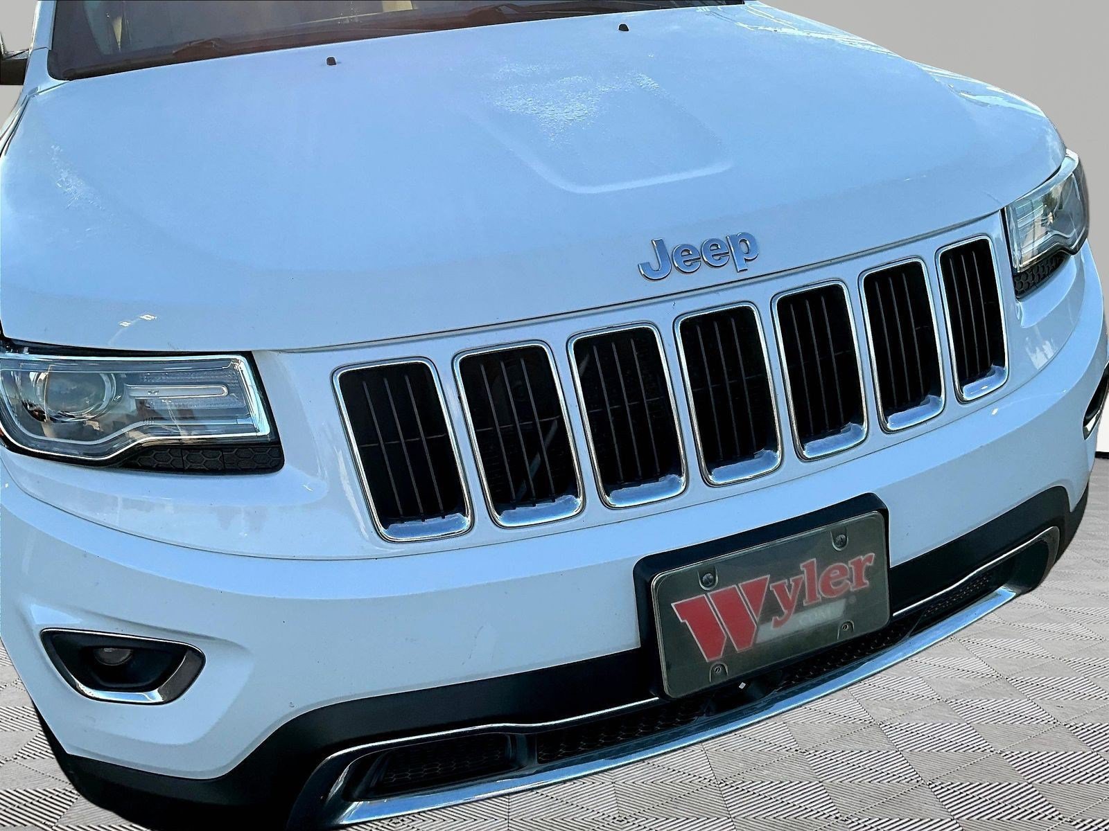 Used 2014 Jeep Grand Cherokee Limited w/ Luxury Group II AWD/4WD image 33