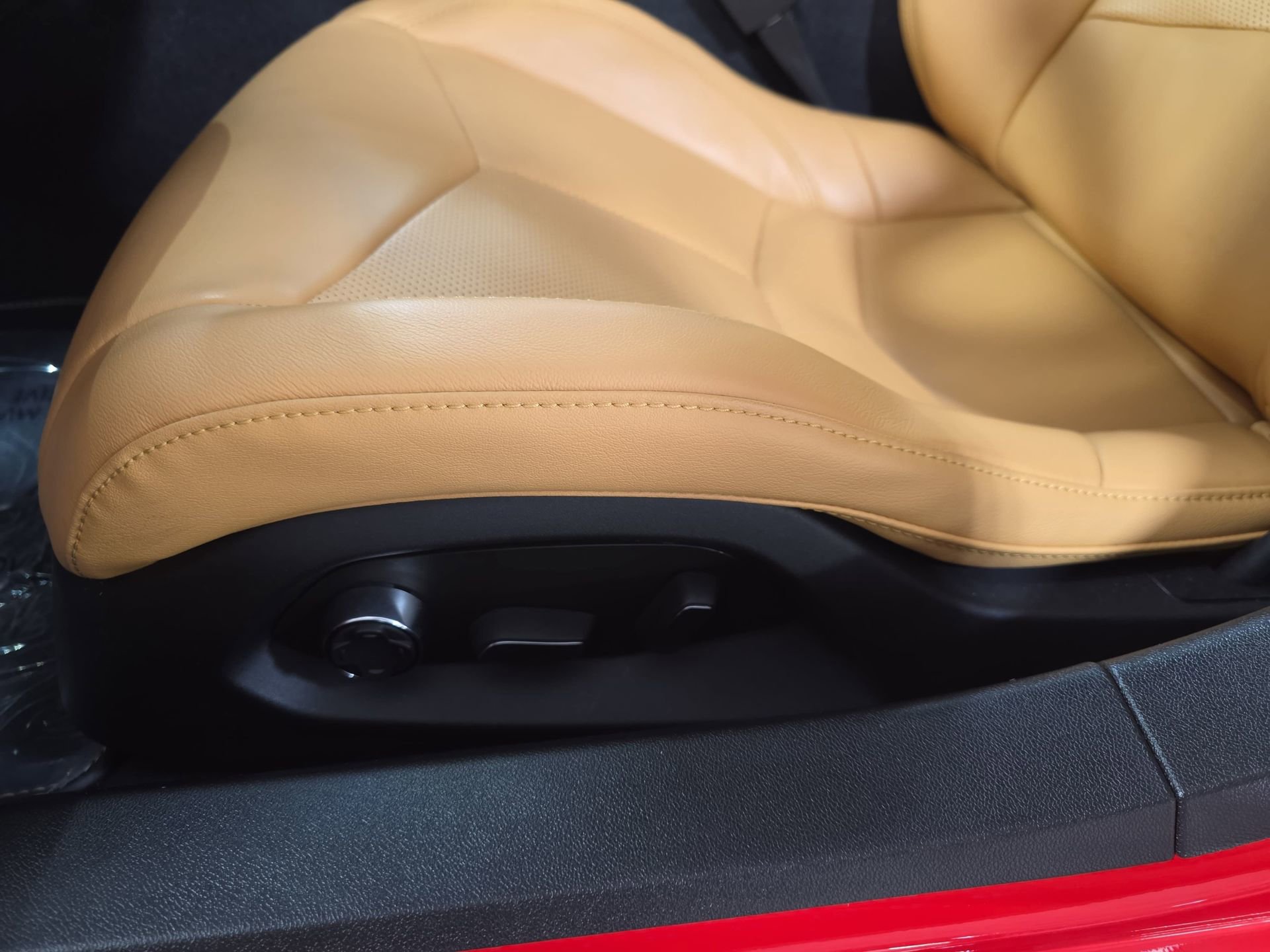 Used 2026 Chevrolet Corvette Stingray Preferred Cpe w/ Z51 Performance Package image 26