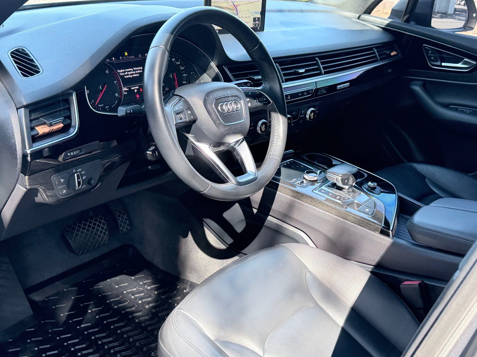 Used 2018 Audi Q7 3.0T Premium AWD/4WD image 11