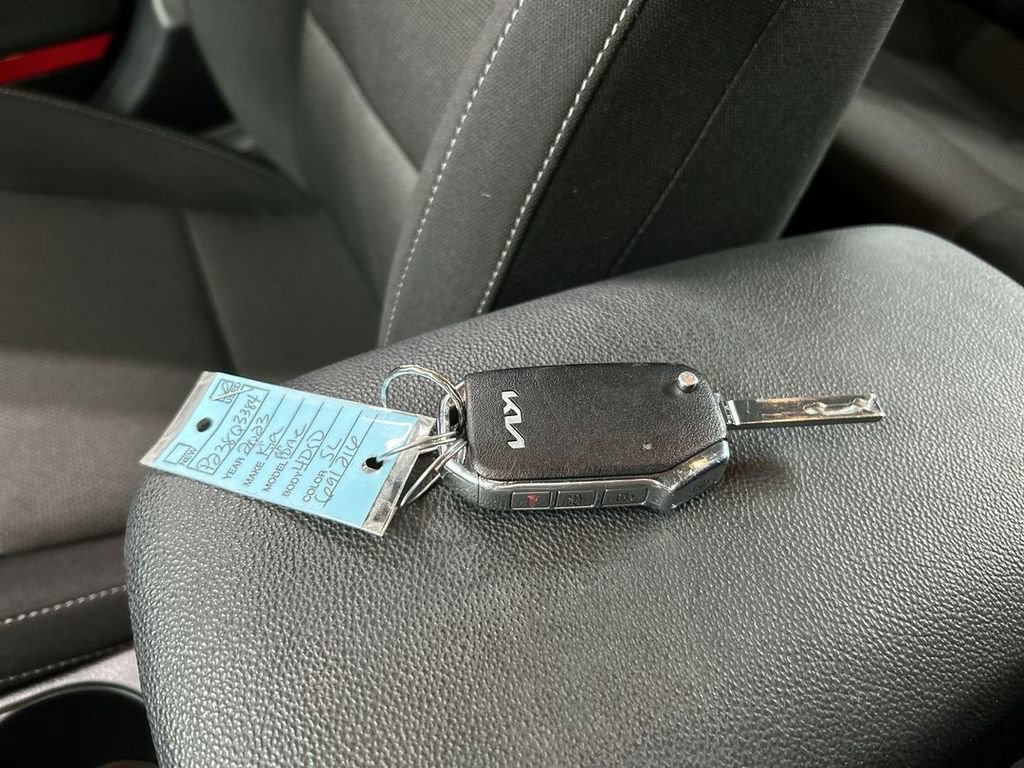 Certified 2023 Kia Forte LXS w/ LXS Technology Package FWD image 12
