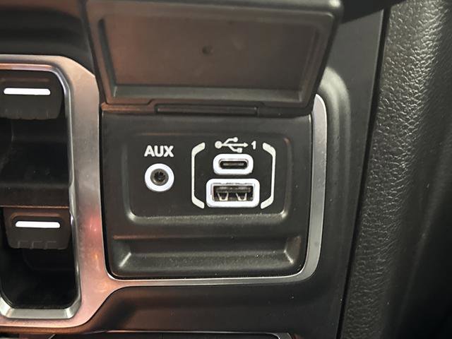 Used 2020 Jeep Gladiator Overland image 24
