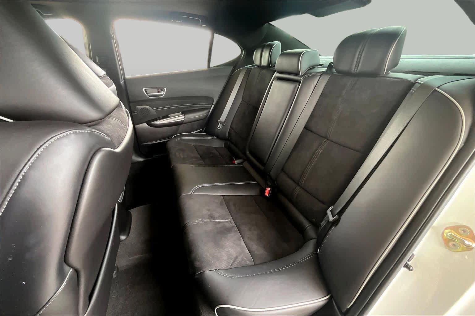 Used 2020 Acura TLX w/ Technology & A-SPEC Package FWD image 19