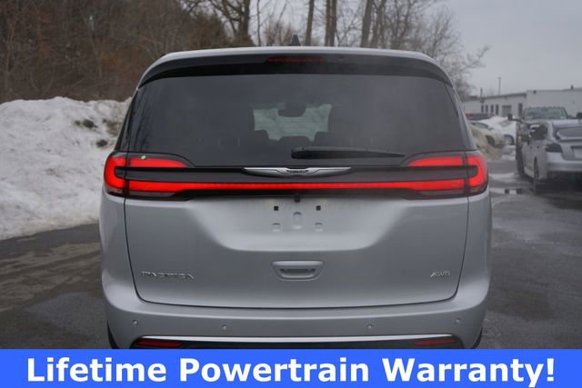 New 2026 Chrysler Pacifica Select image 11