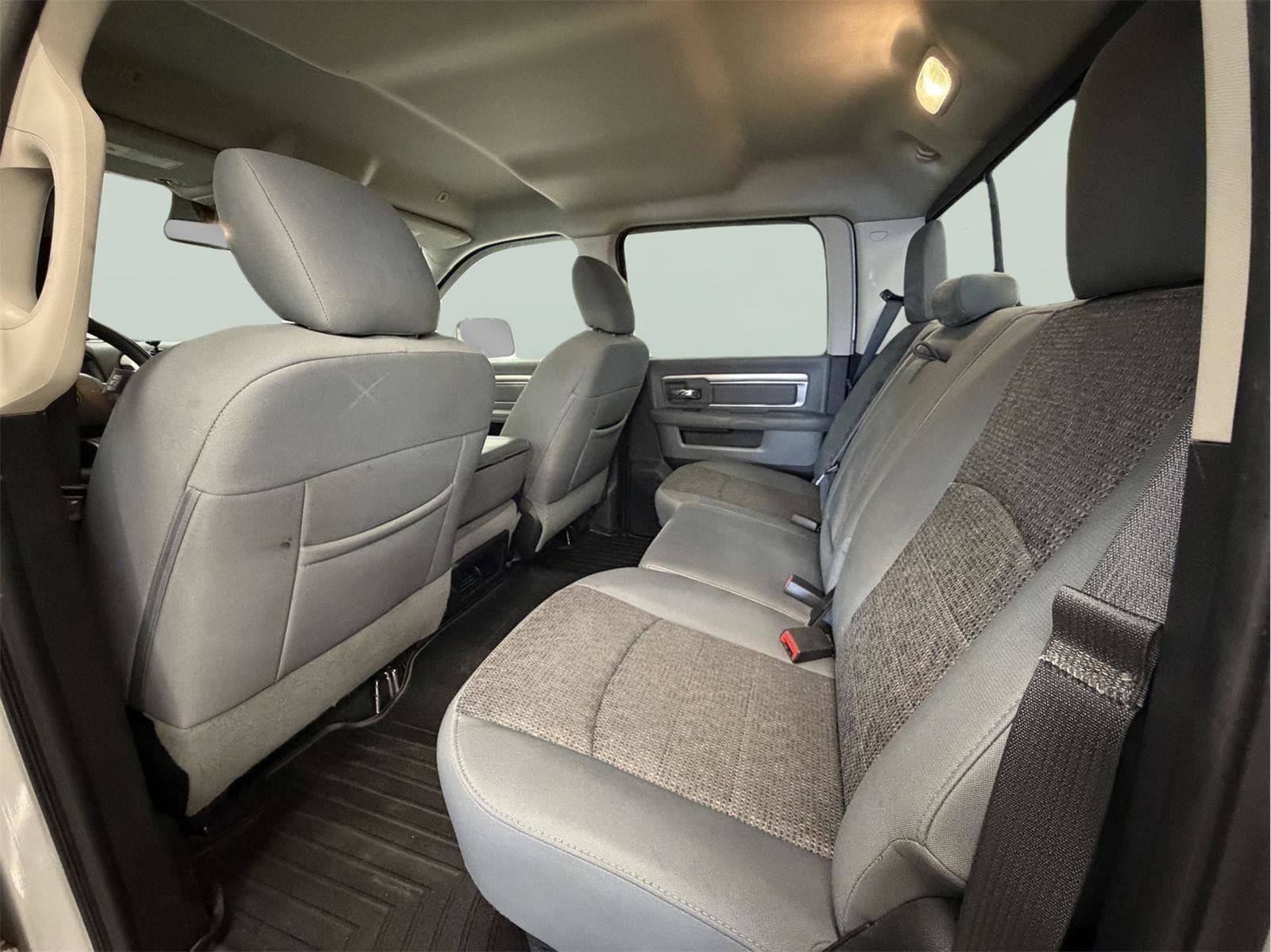 Used 2017 RAM 2500 SLT image 25