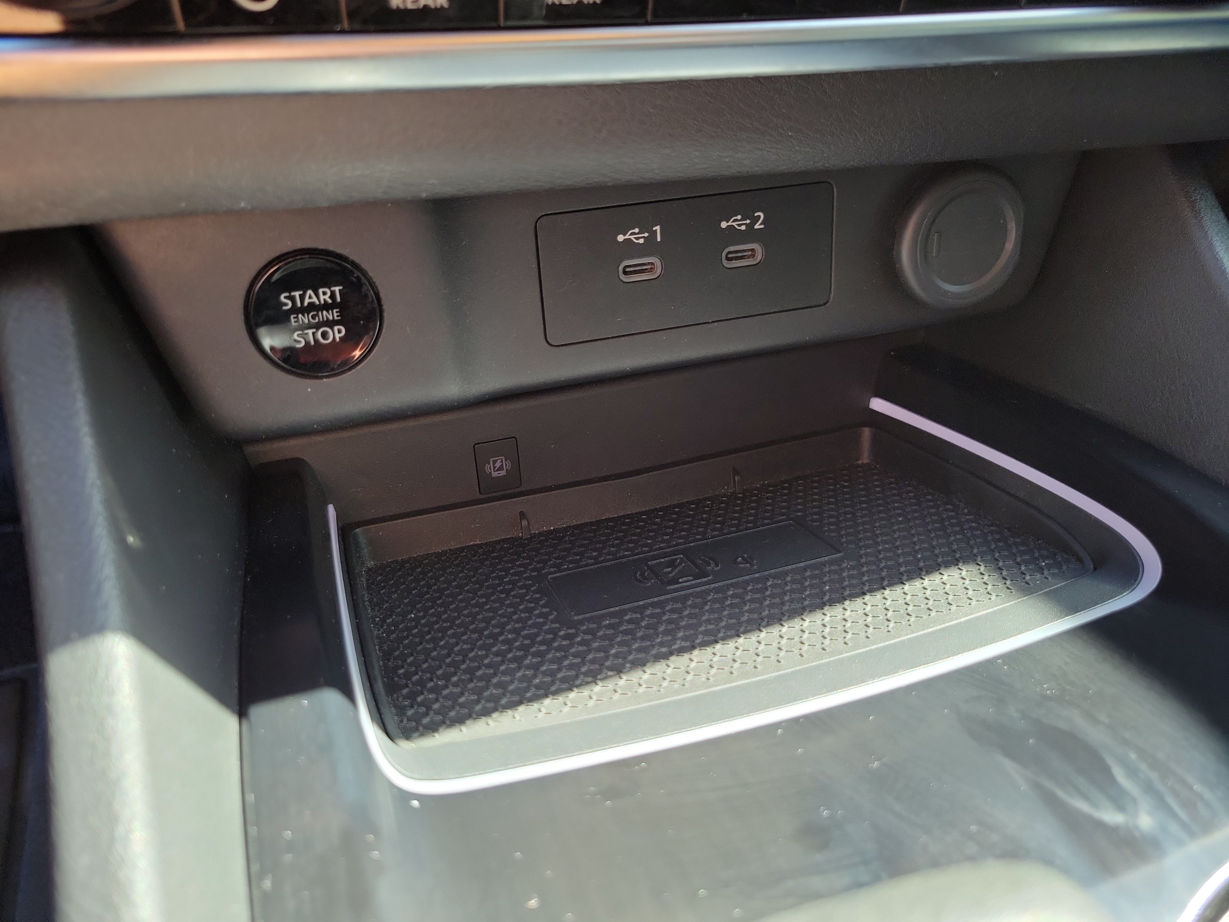 Used 2024 Nissan Rogue SL w/ SL Premium Package FWD image 14