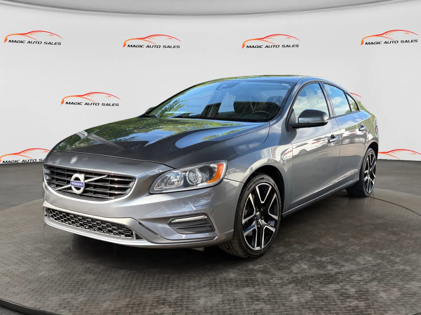 Used 2017 Volvo S60 T5 Dynamic w/ Protection Package AWD/4WD image 1