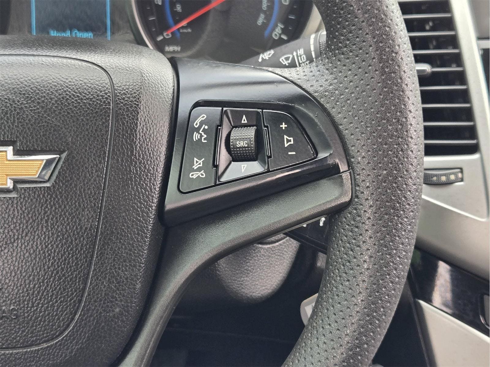 Used 2016 Chevrolet Cruze LS FWD image 25
