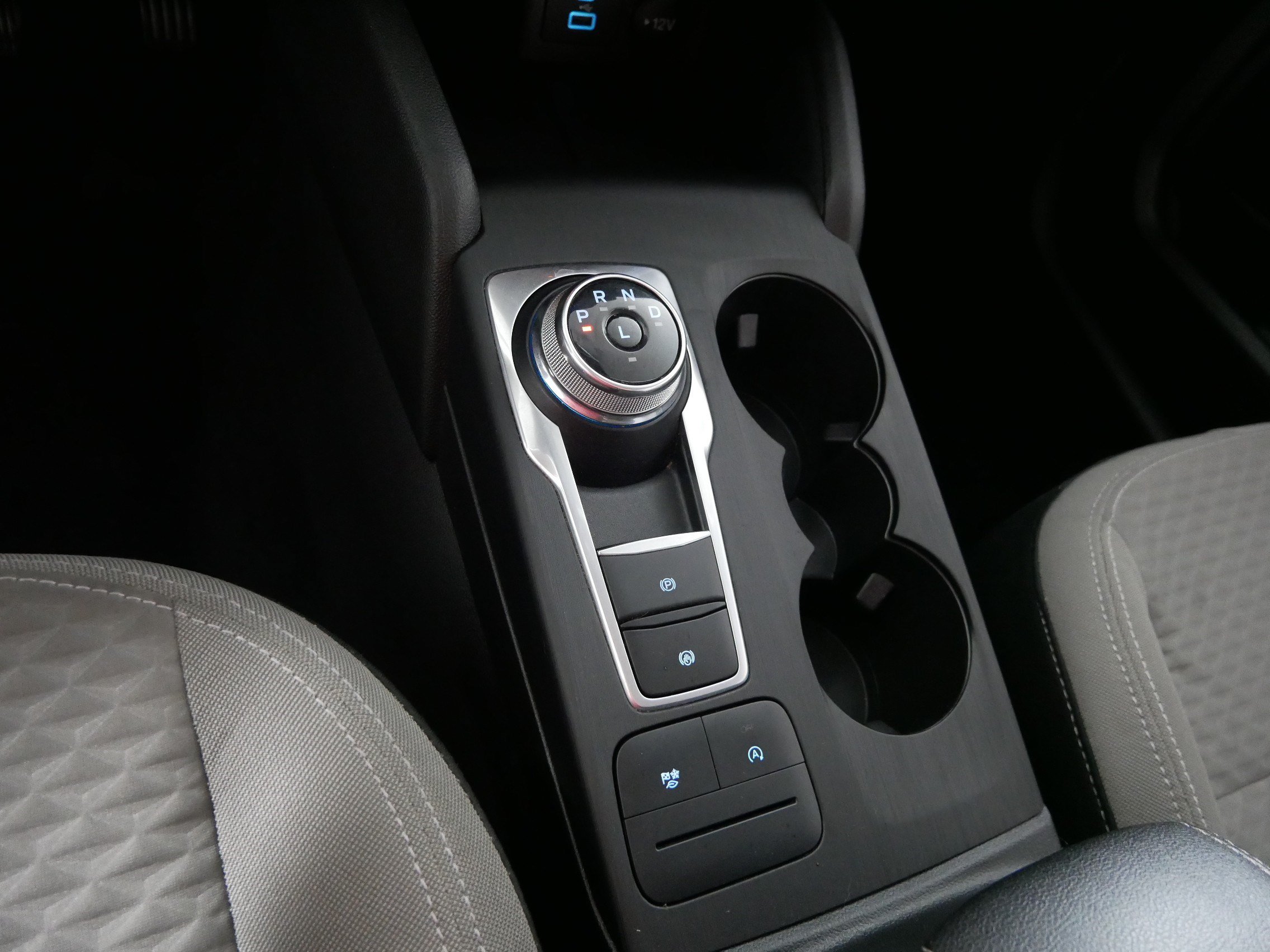 Used 2022 Ford Escape SE FWD image 24