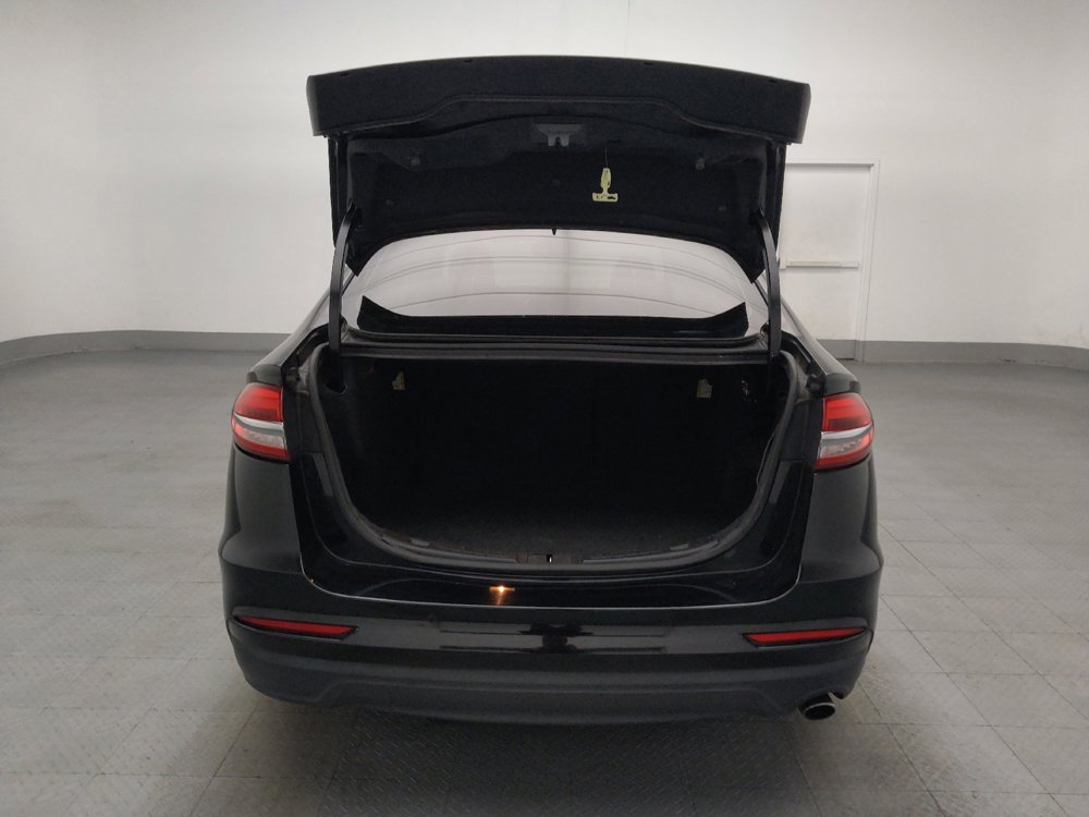 Used 2020 Ford Fusion SE FWD image 29