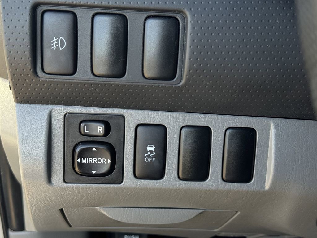 Used 2013 Toyota Tacoma PreRunner w/ SR5 Pkg image 21