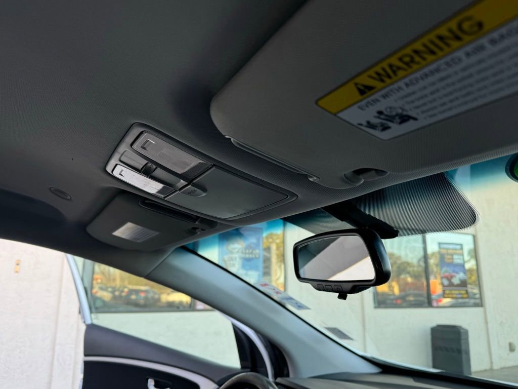 Used 2016 Hyundai Elantra GT w/ Option Group 02 image 29