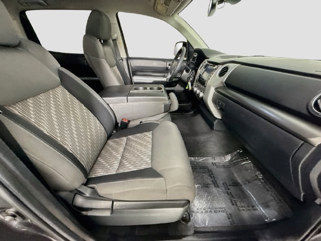Certified 2020 Toyota Tundra SR5 AWD/4WD image 27