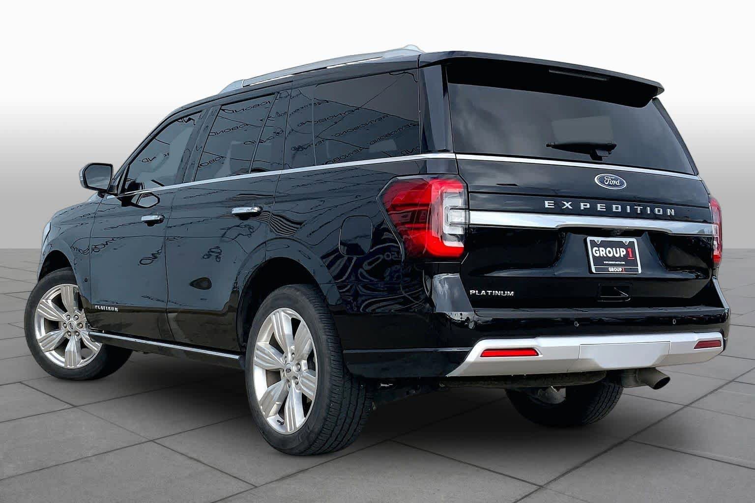 Used 2023 Ford Expedition Platinum AWD/4WD image 12