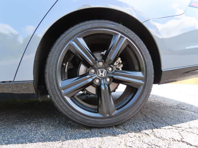 Used 2023 Honda Accord Sport image 9