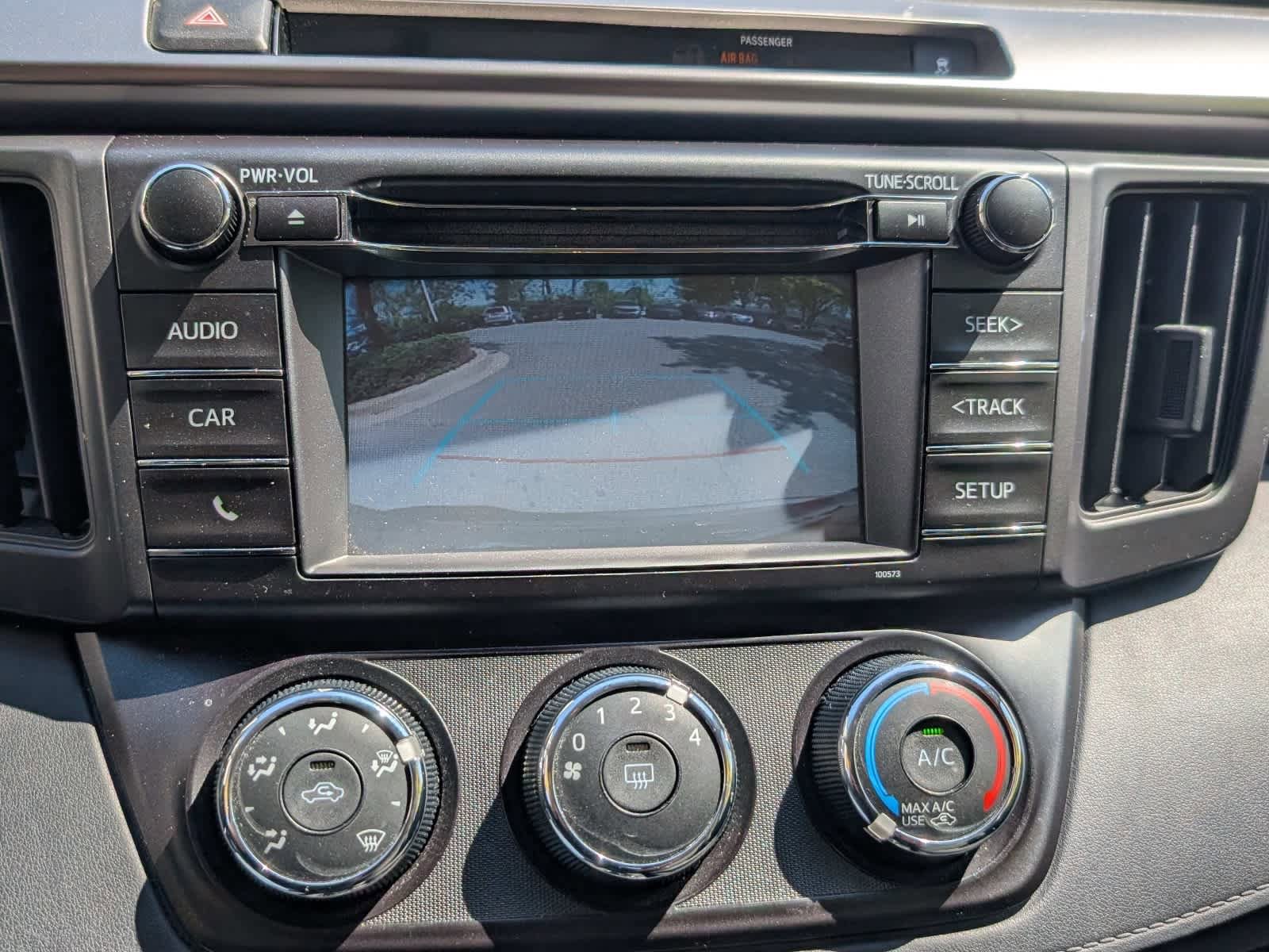 Used 2016 Toyota RAV4 LE AWD/4WD image 22