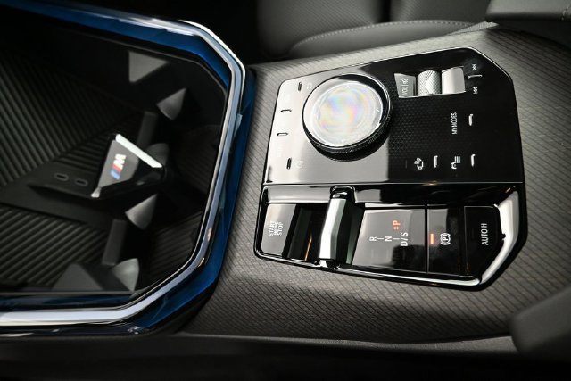 New 2026 BMW X3 xDrive30i w/ Premium Package AWD/4WD image 13