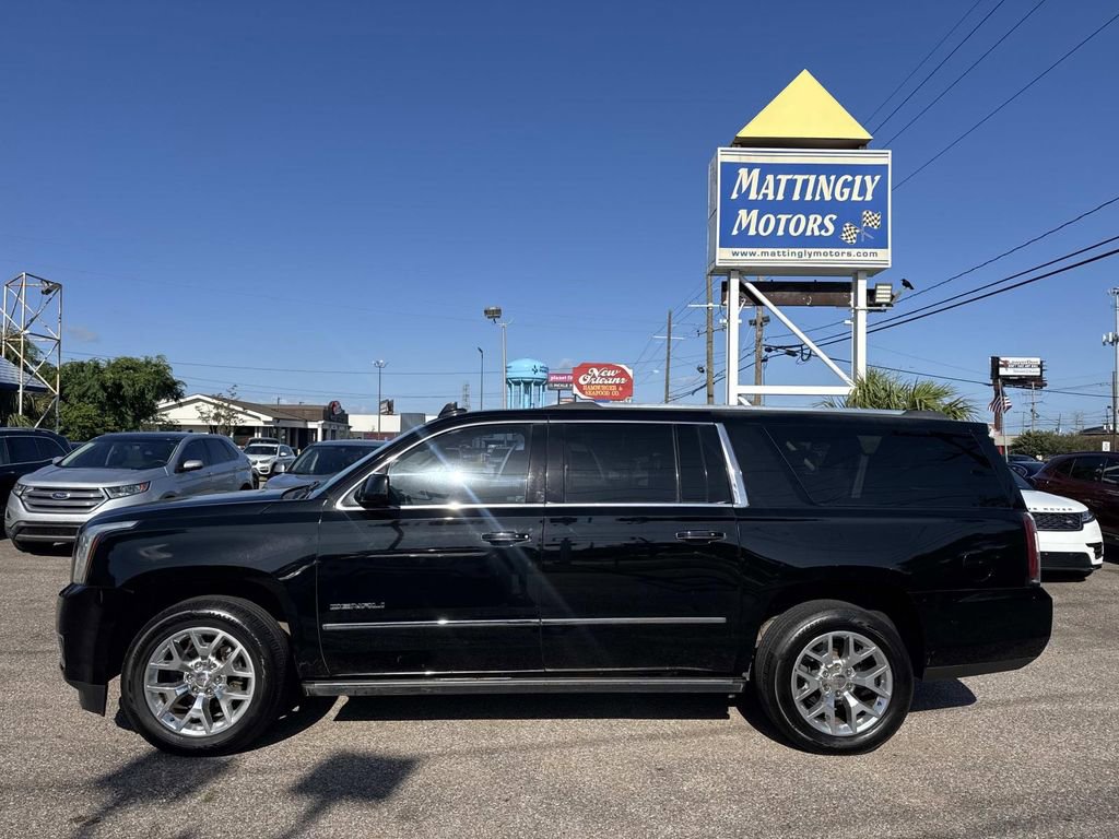 Used 2015 GMC Yukon XL Denali w/ Premium Package image 4