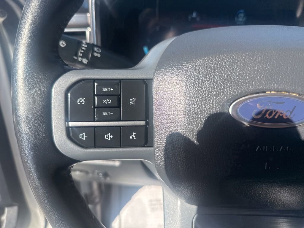 Used 2024 Ford F350 Lariat w/ FX4 Off-Road Package image 17