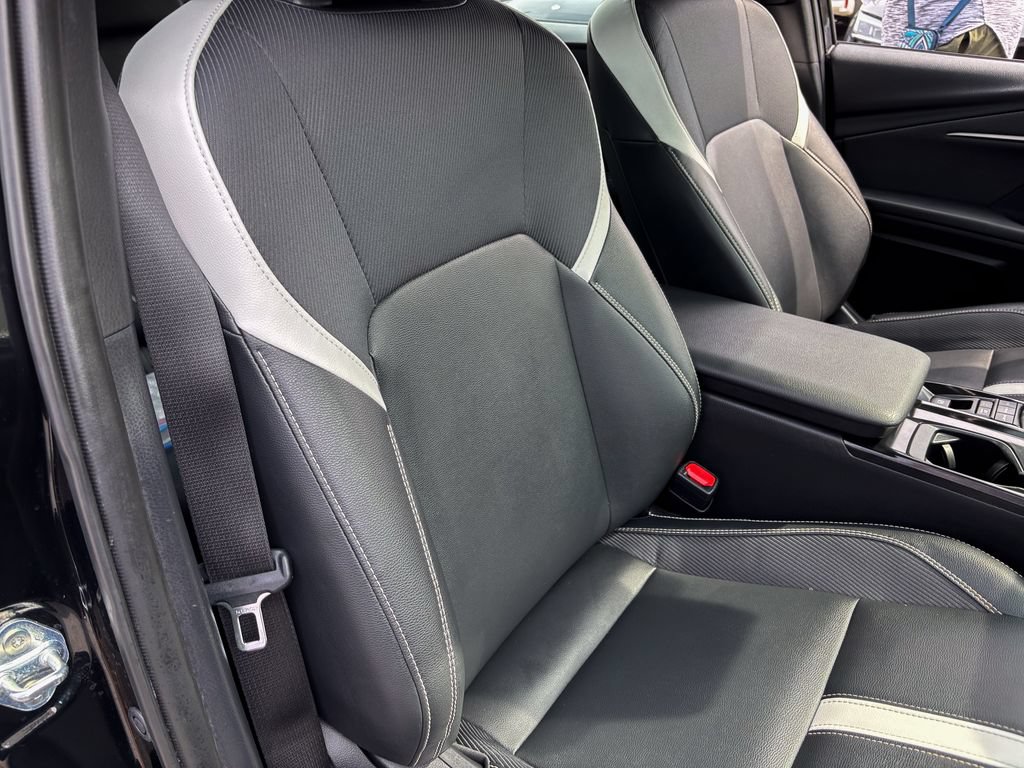 Used 2025 Toyota Camry SE w/ Convenience Package AWD/4WD image 38