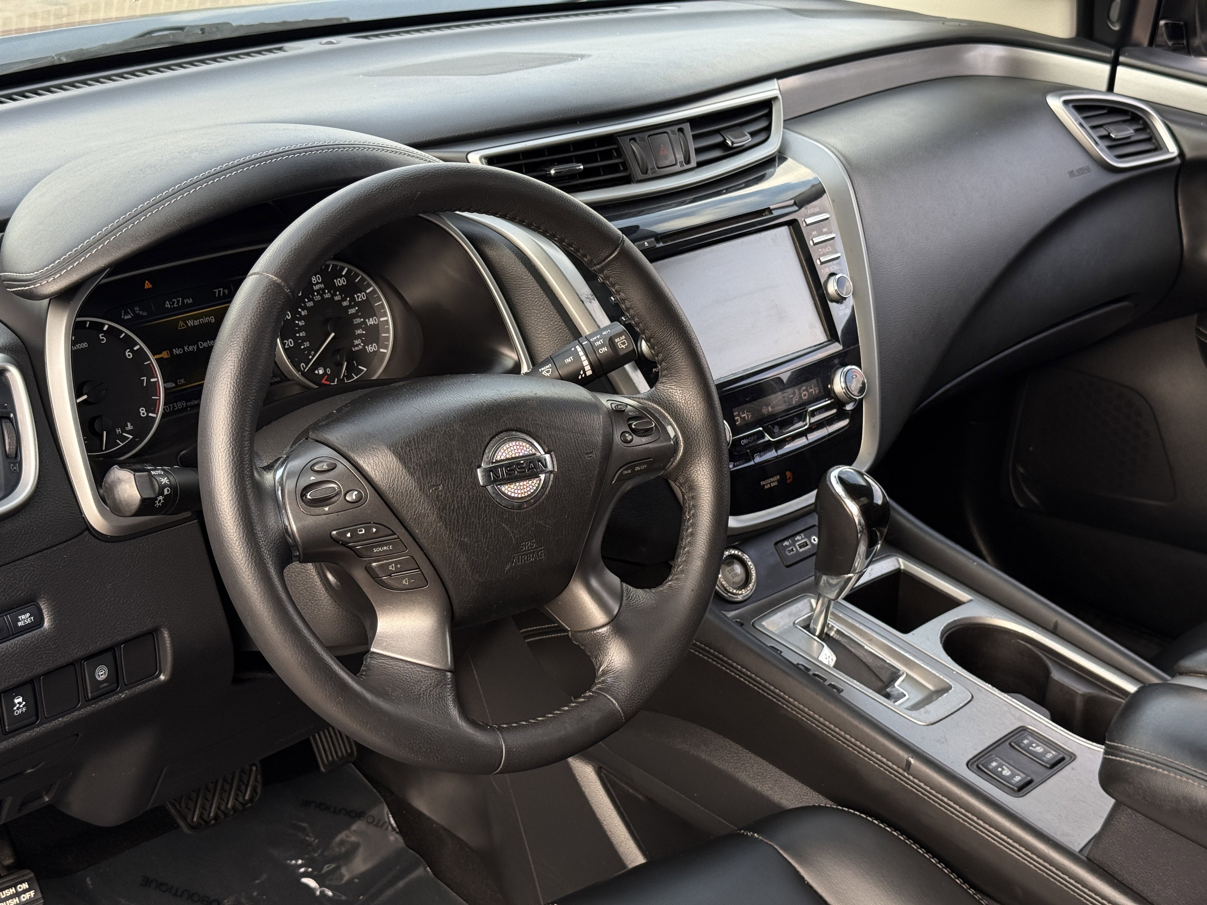 Used 2020 Nissan Murano SV w/ Premium Package image 13