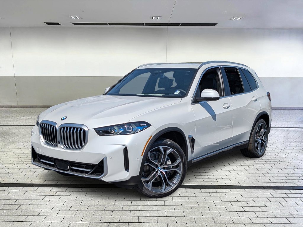 Used 2026 BMW X5 xDrive40i AWD/4WD image 2