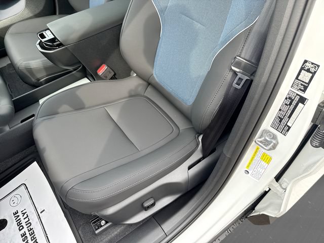 New 2026 Volvo EX30 Cross Country Ultra w/ Protection Package Premier AWD/4WD image 14