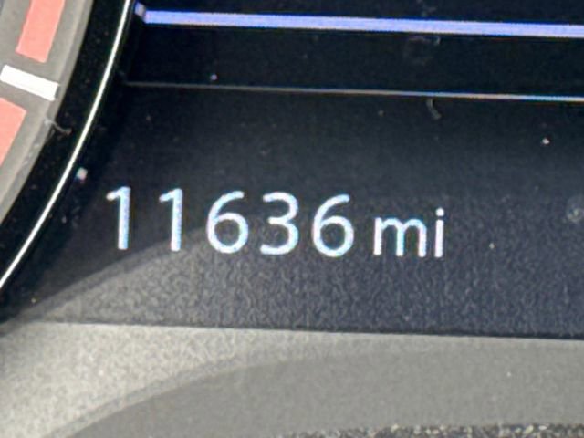 Used 2024 Nissan Titan PRO-4X w/ Pro-4x Utility Package image 33