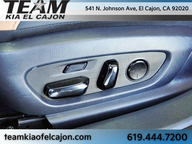 Used 2024 Lexus ES 300h Ultra Luxury w/ Accessory Package (Z2) FWD image 17