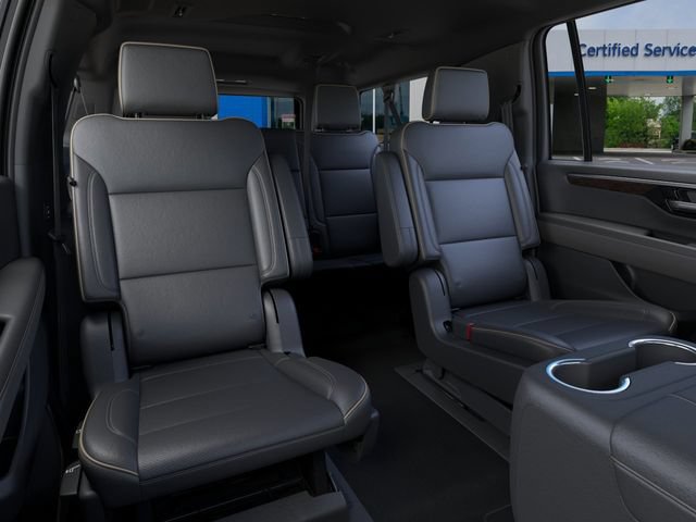 New 2026 Chevrolet Suburban Premier AWD/4WD image 17