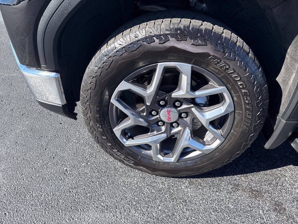 Used 2025 GMC Sierra 1500 SLT w/ SLT Premium Package AWD/4WD image 34