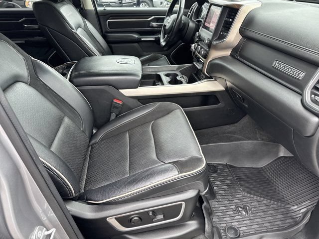 Used 2022 RAM 1500 Laramie AWD/4WD image 14