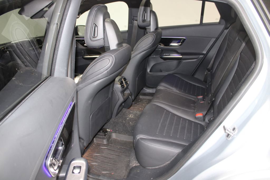 Used 2024 Mercedes-Benz GLC 300 4MATIC image 18