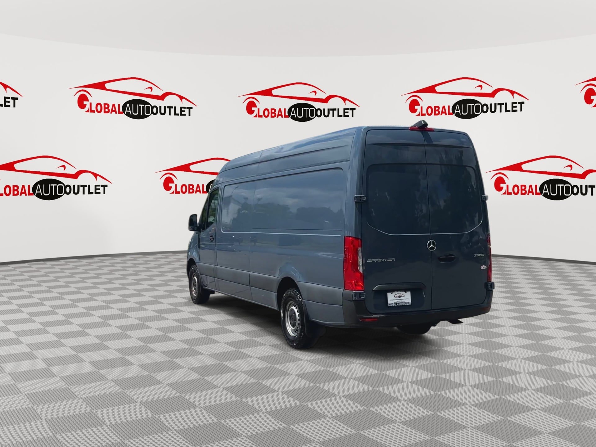 Used 2021 Mercedes-Benz Sprinter 2500 image 7