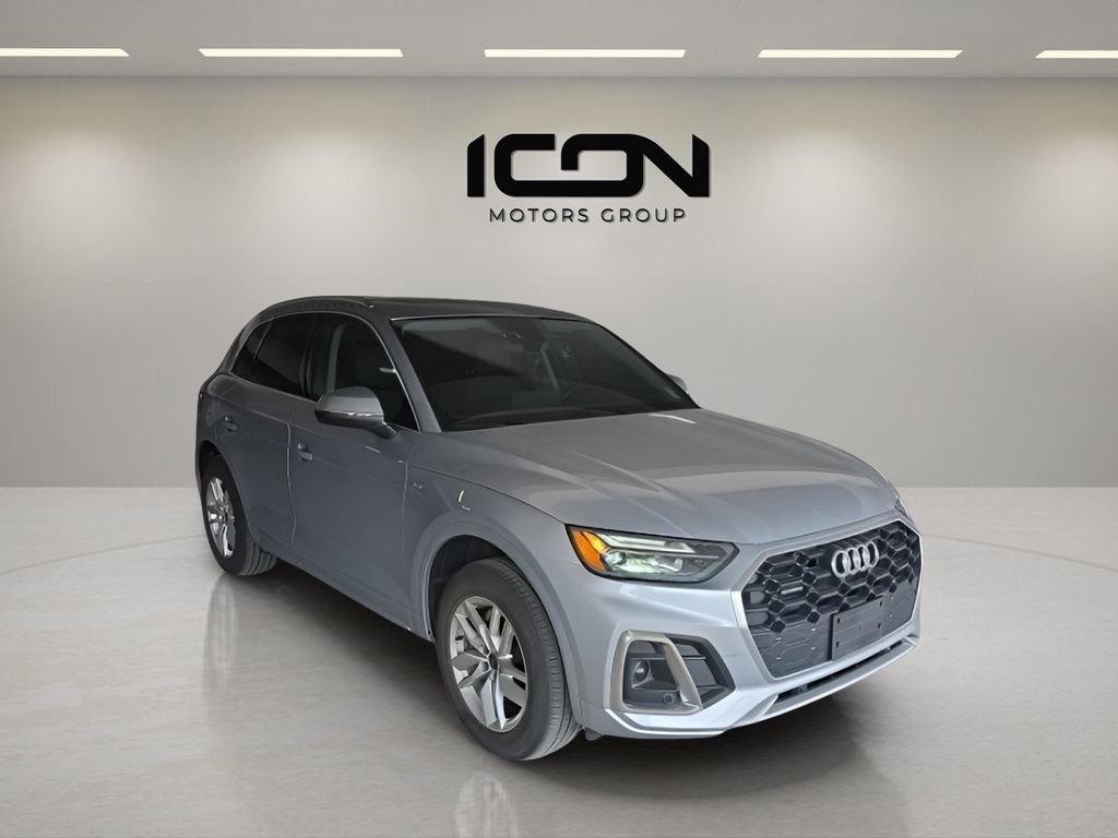 Used 2023 Audi Q5 2.0T Premium w/ Convenience Package image 7