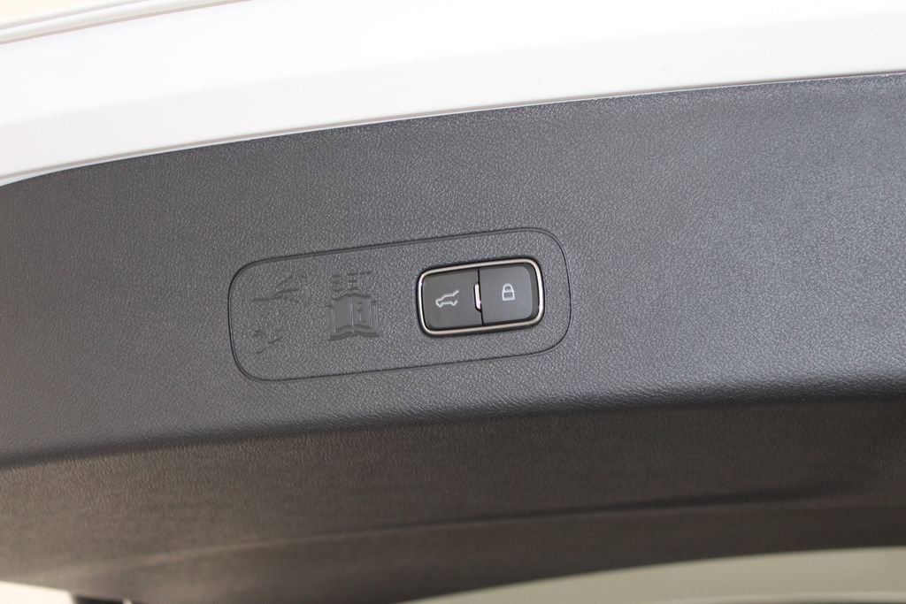 New 2026 Lincoln Aviator 2WD image 16