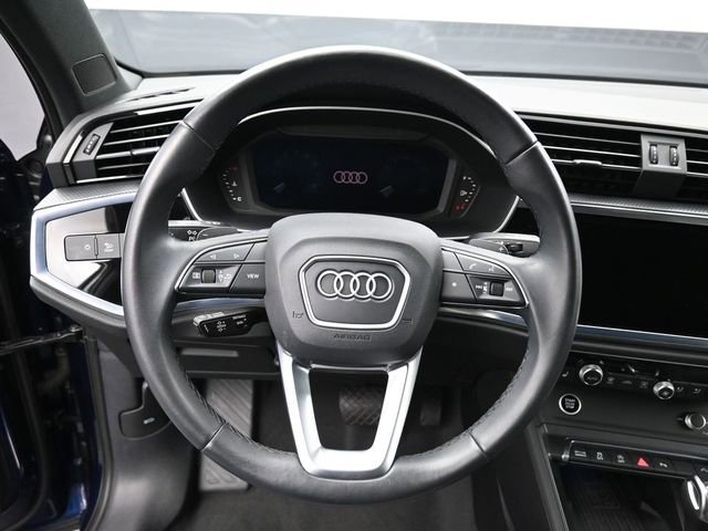 Used 2023 Audi Q3 2.0T Premium Plus w/ Premium Plus Package image 17