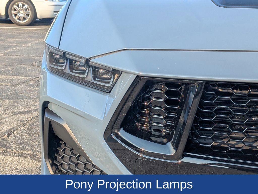 Used 2025 Ford Mustang GT Premium image 10