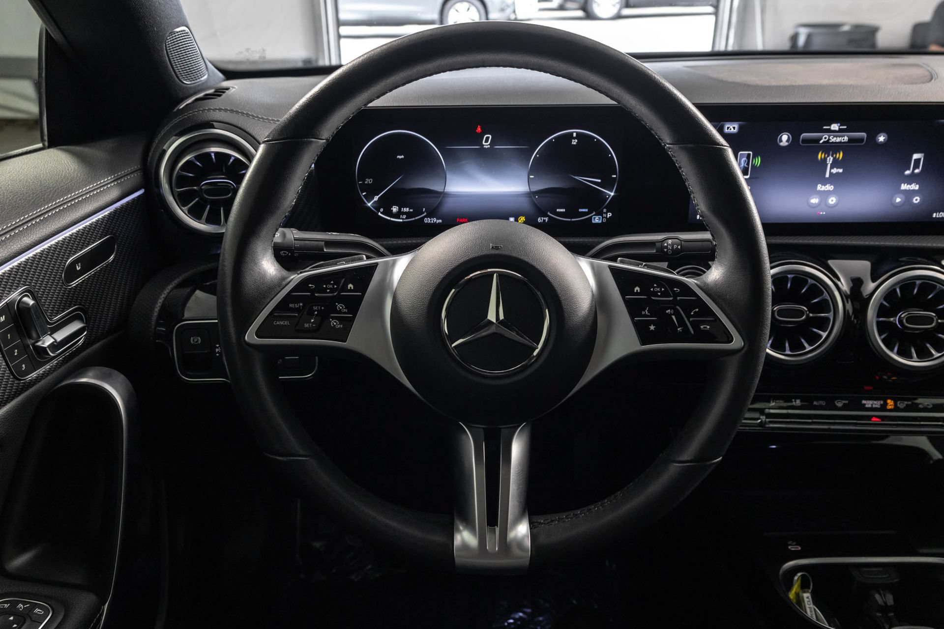 Used 2025 Mercedes-Benz CLA 250 4MATIC image 27