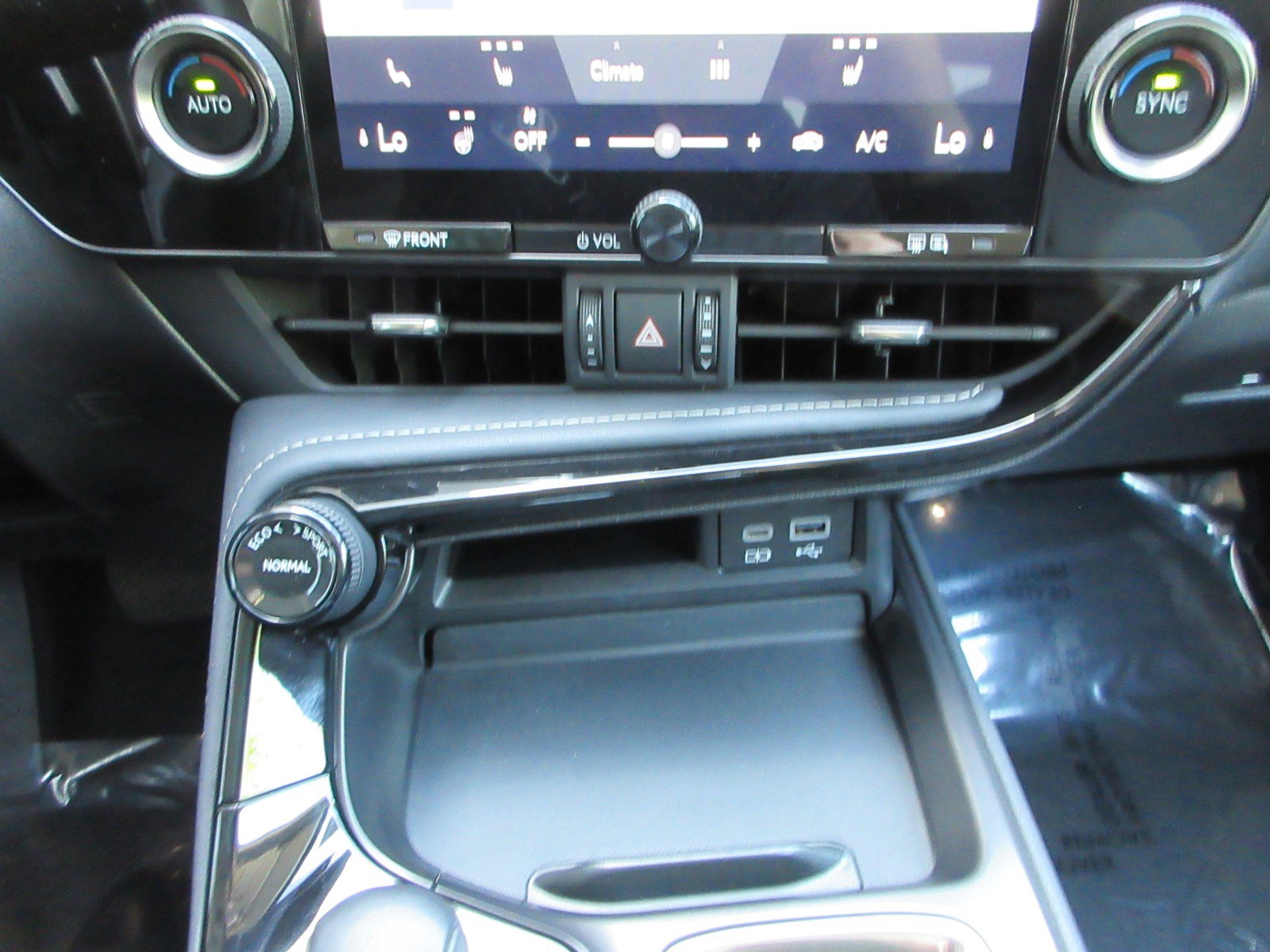 Used 2024 Lexus NX 350 AWD w/ Cold Area Package image 42