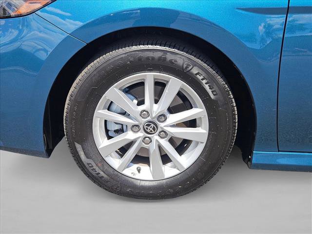 Used 2026 Toyota Camry LE FWD image 29