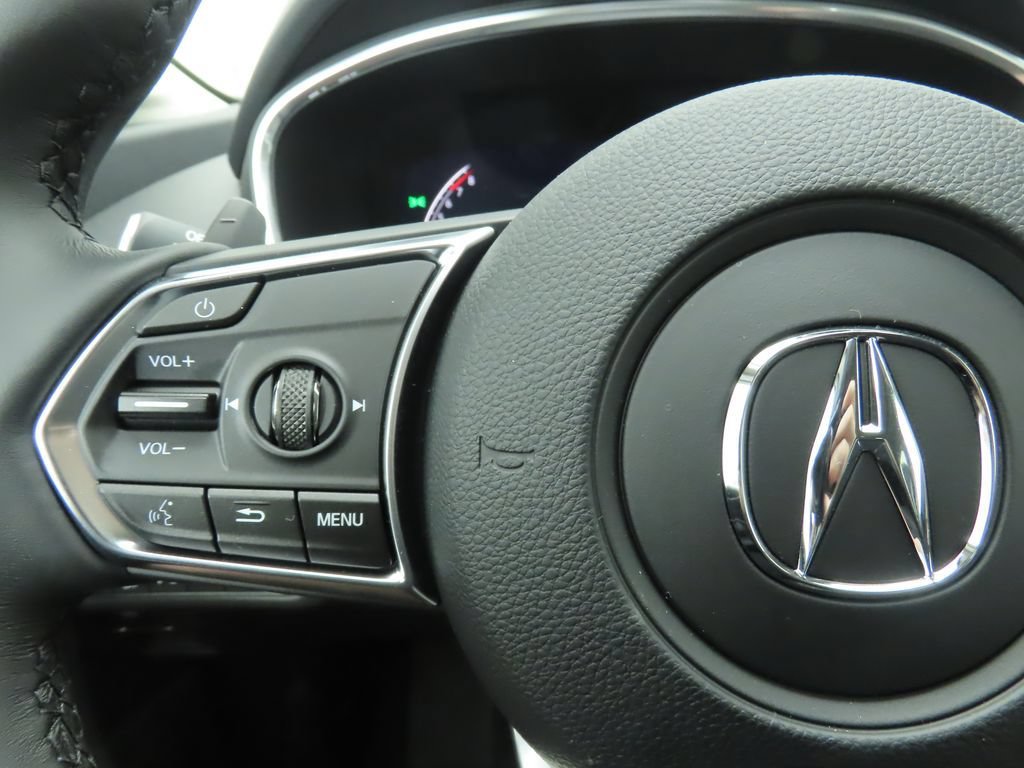 Used 2026 Acura MDX w/ Technology Package FWD image 12