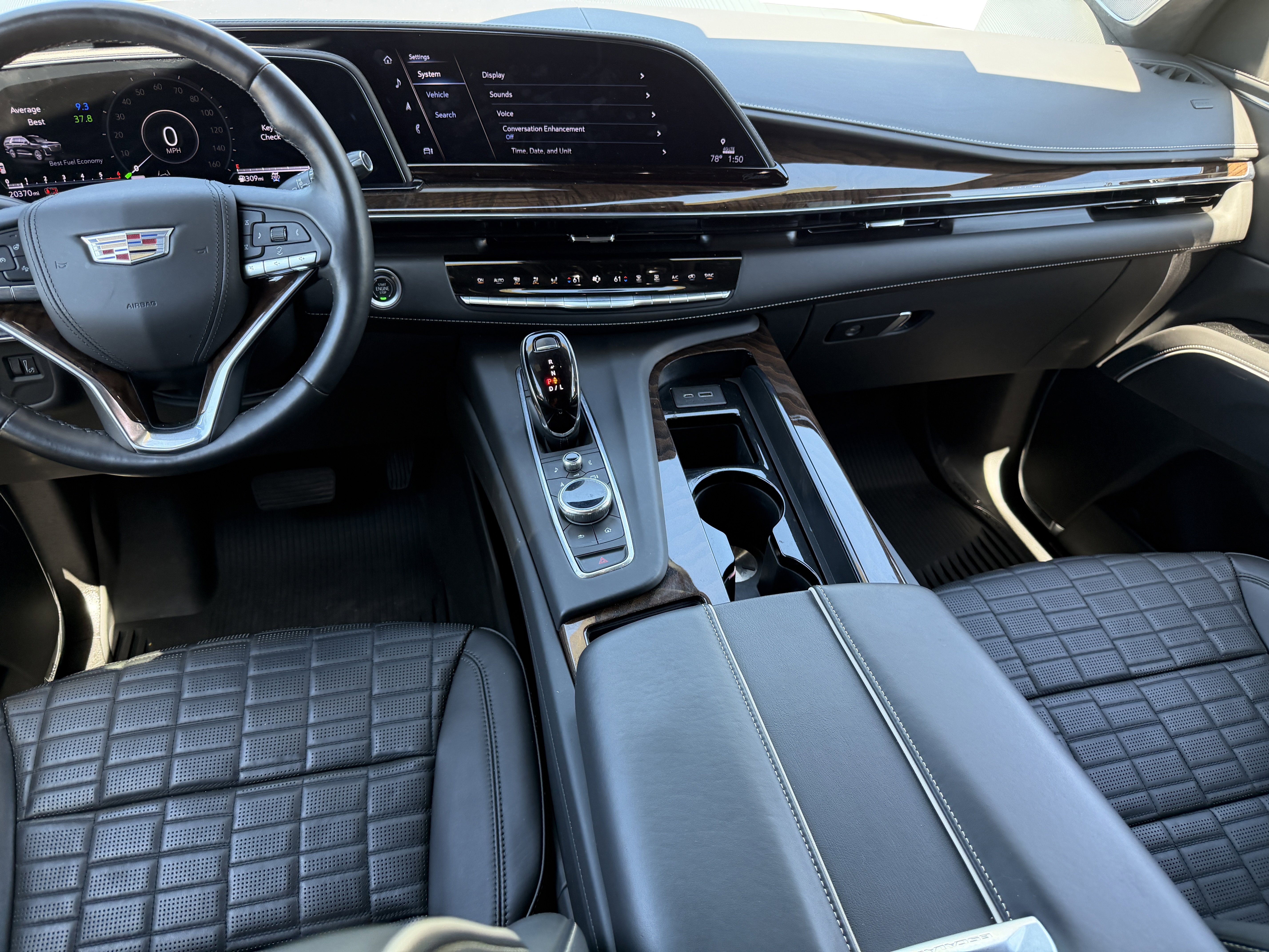 Certified 2022 Cadillac Escalade Premium Luxury Platinum w/ LPO, Radiant Package image 14