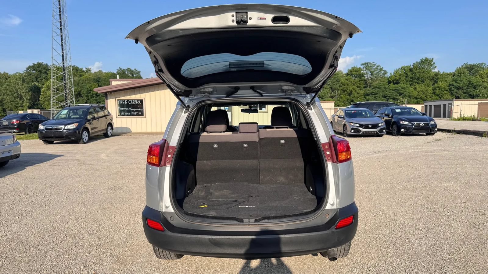 Used 2015 Toyota RAV4 XLE FWD image 17