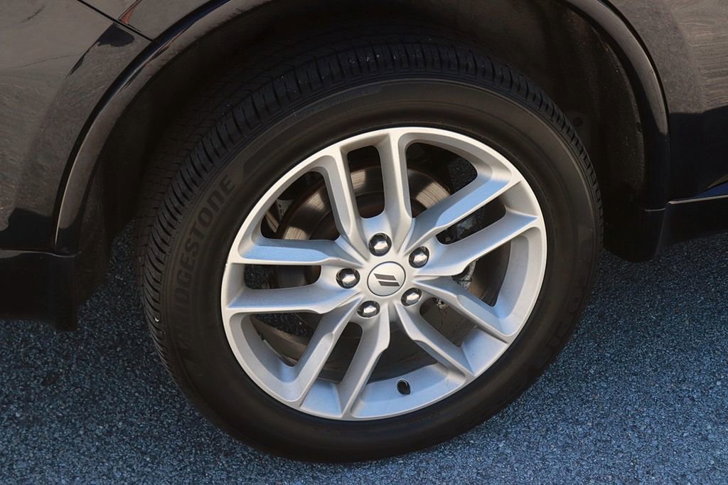 Used 2025 Dodge Durango GT AWD/4WD image 8