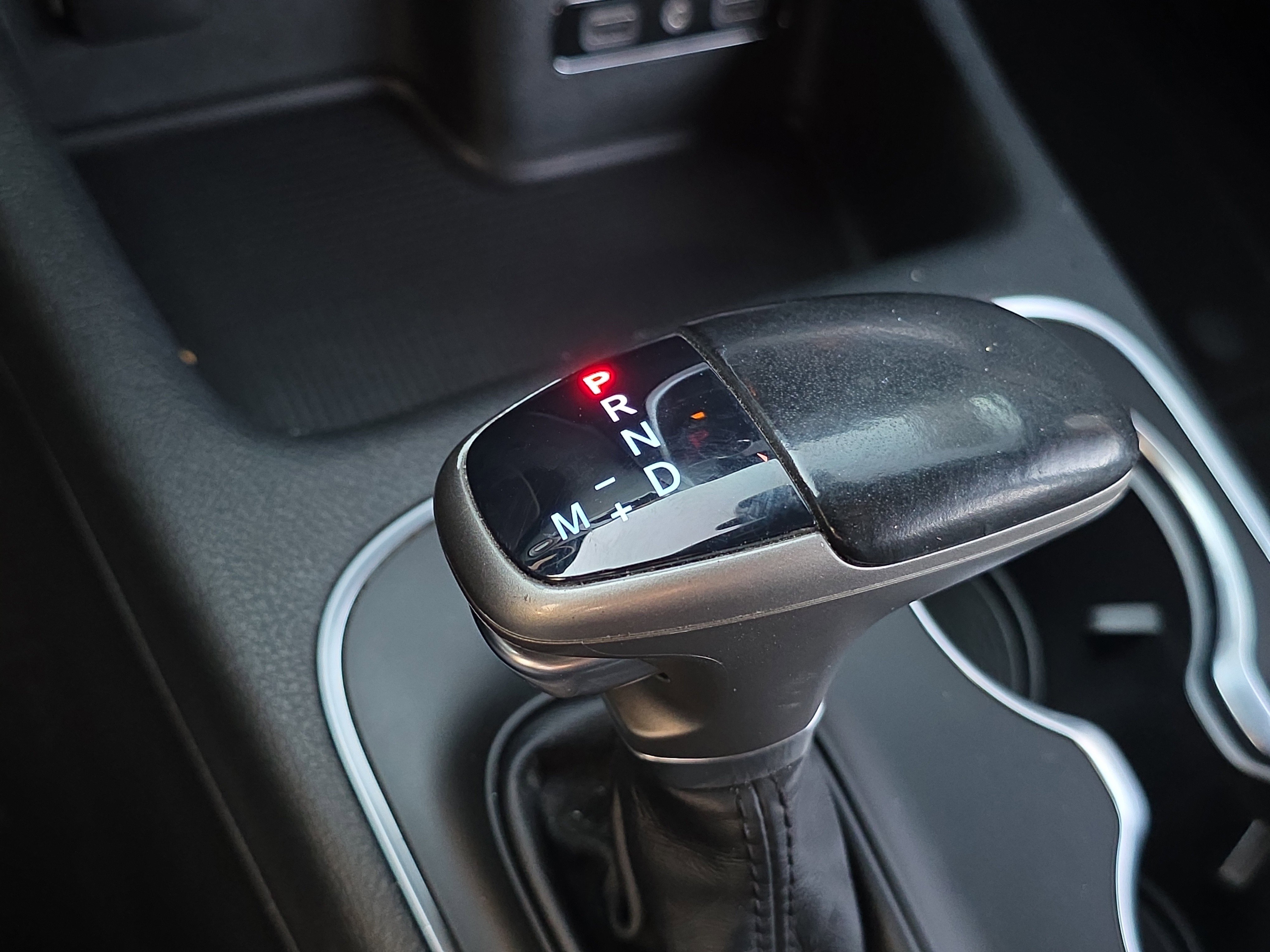 Used 2019 Dodge Durango SXT image 21