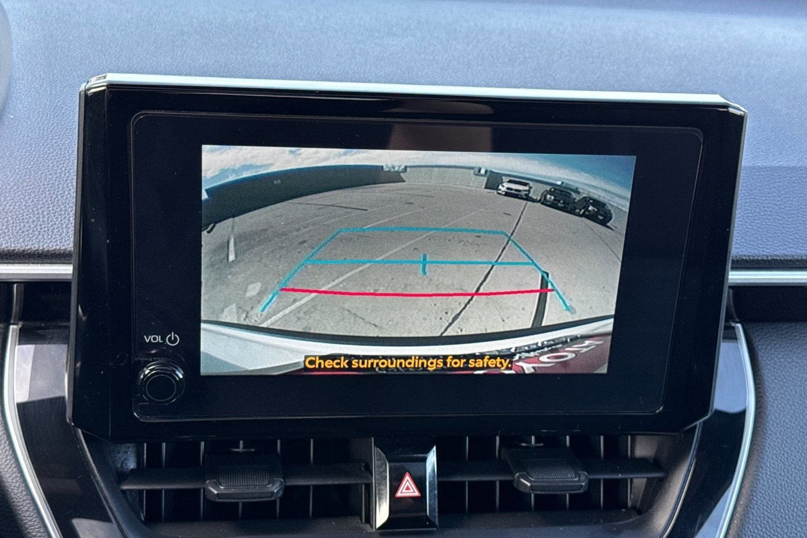 Used 2024 Toyota Corolla Cross SE w/ Moonroof Package image 17